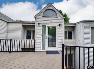 1126 County Road X Rd #10A, Fremont, NE 68025