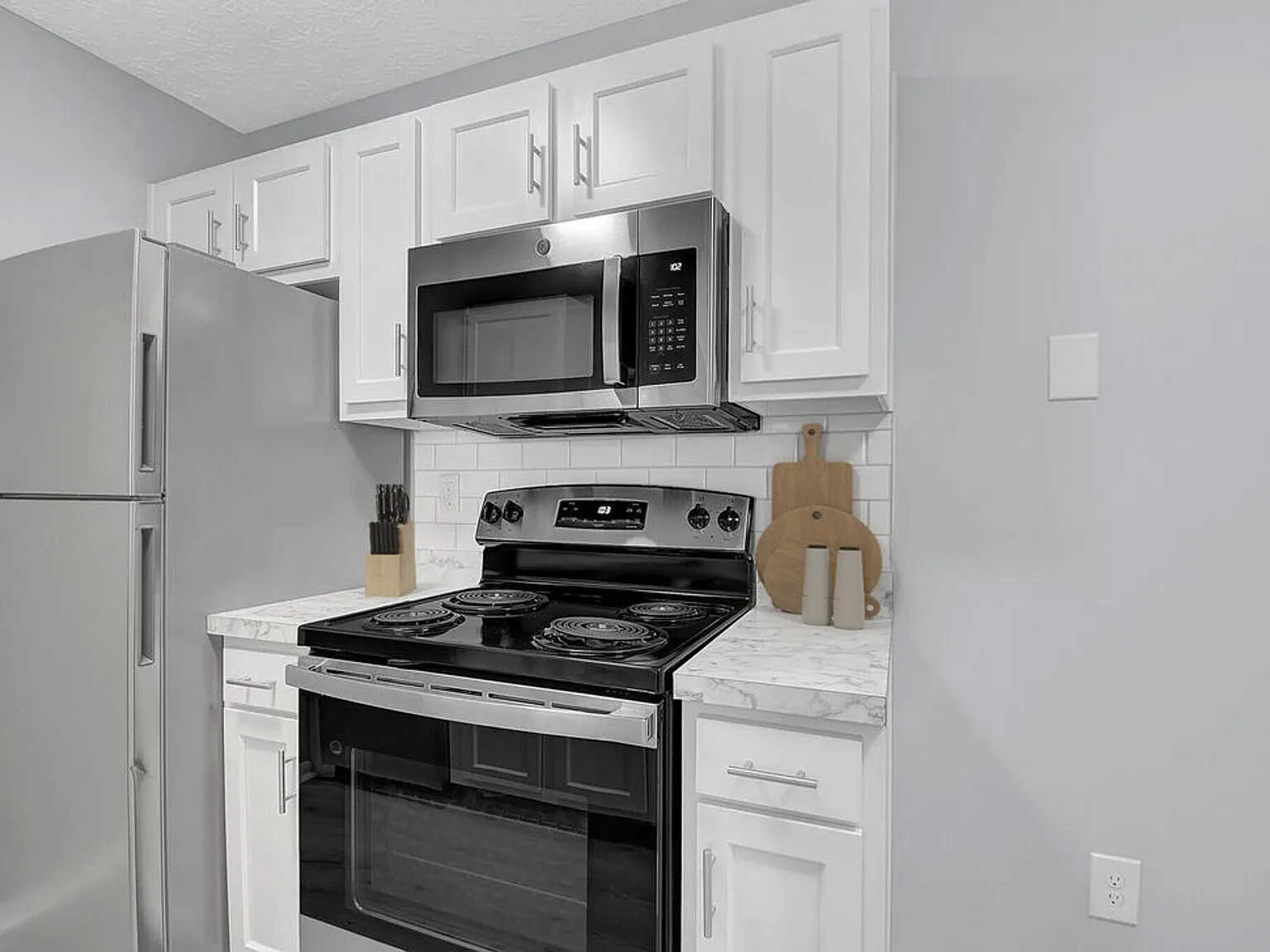 Fountain Place Apartments — Photo 2