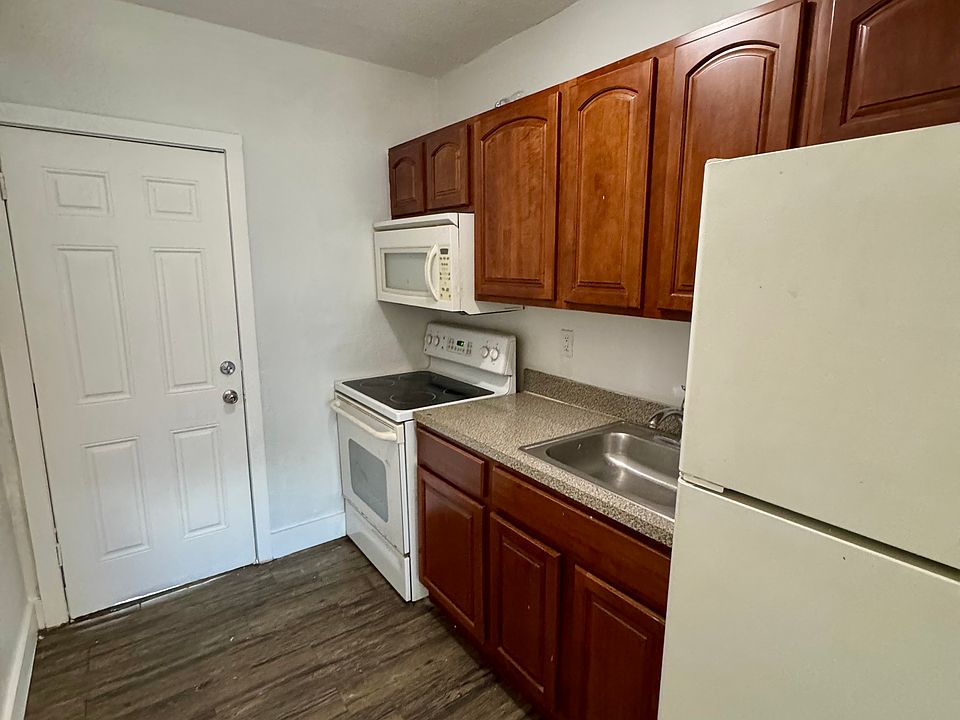 Kitchen/Backdoor access