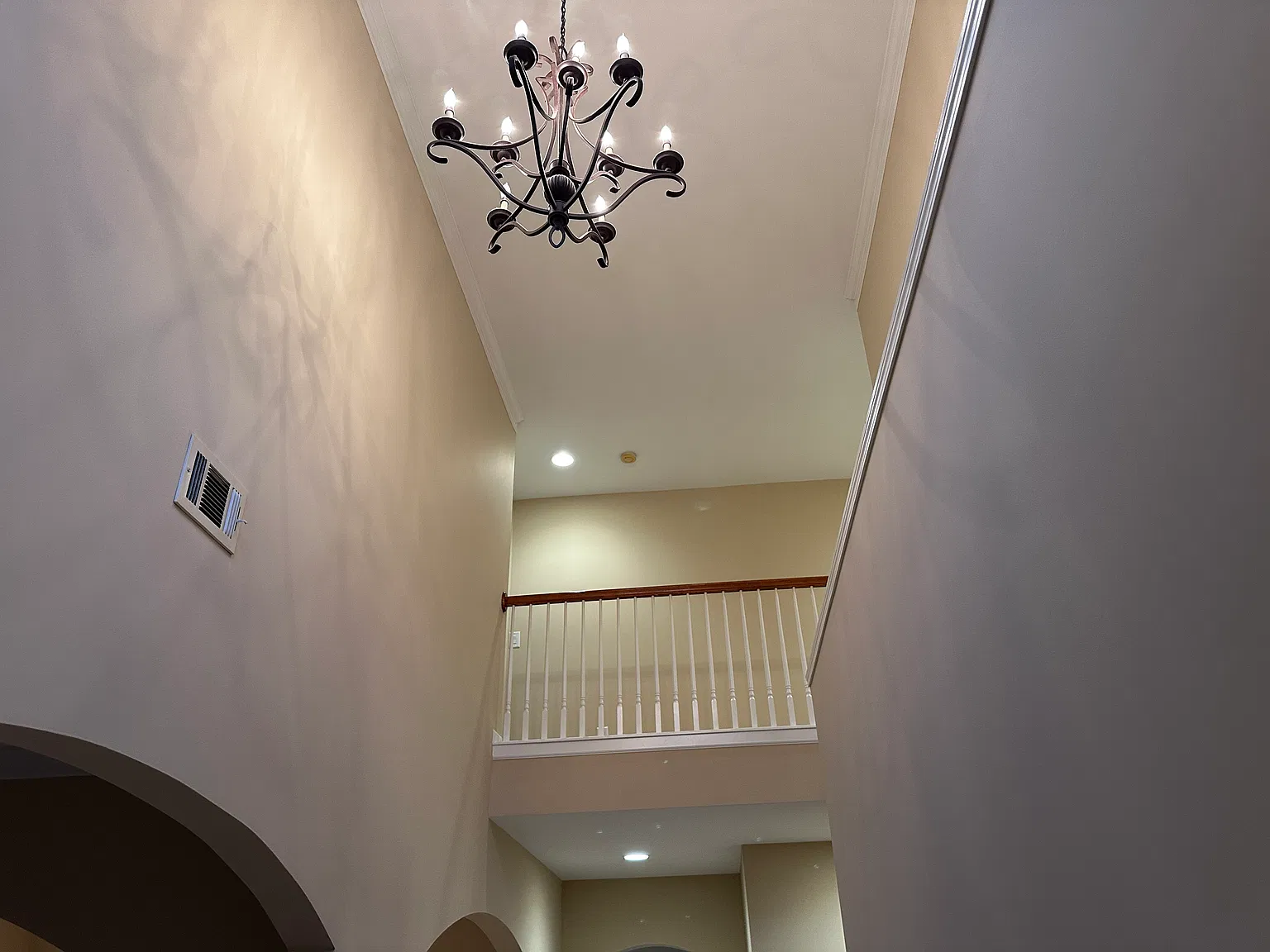 4 bed, 3.5 bath, 2787 sqft, $3,150 — Photo 3