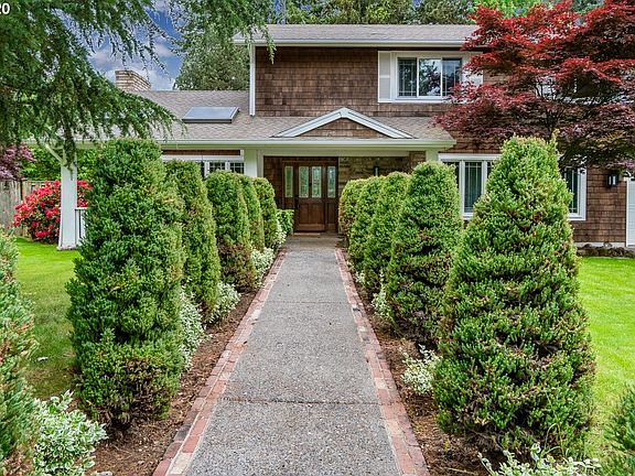 3rd image of 3821 SE Bliss Ct