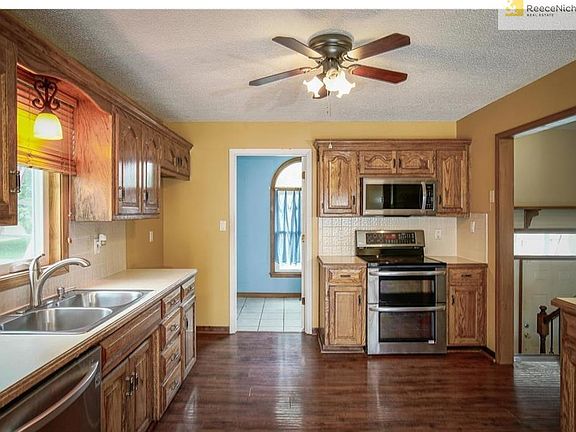 4th image of 1517 NE Harvest Ln