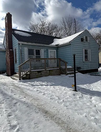 311 W Genesee St Photo 1