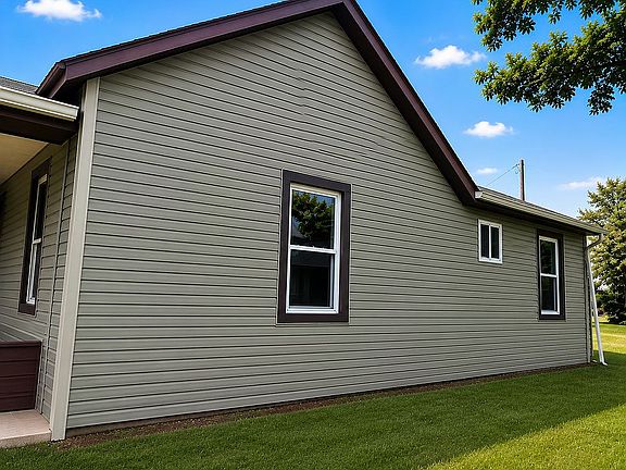 4th image of 512 Home Dr