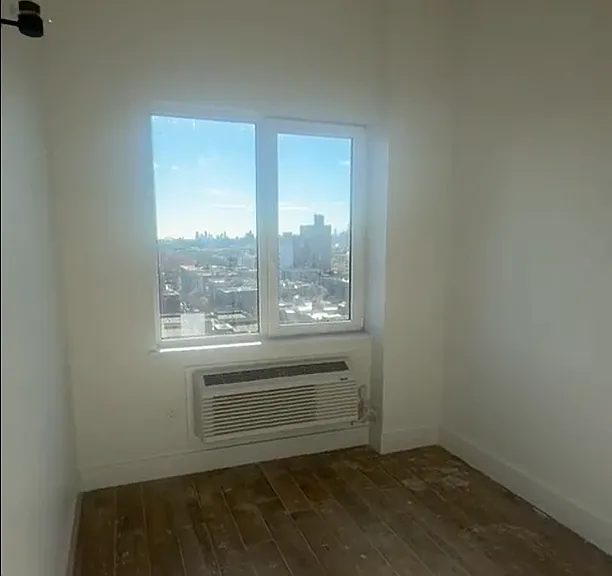1803 Weeks Ave #11C — Photo 6