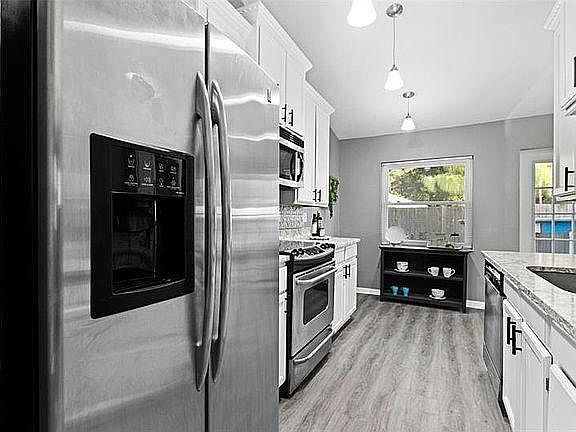 4th image of 1860A 46th St S