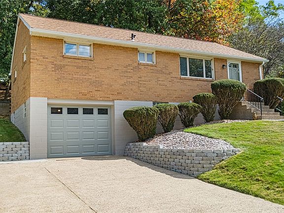 2nd image of 132 Elmwood Dr
