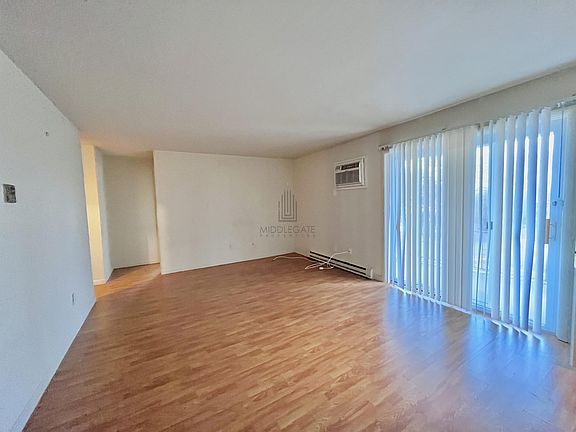 2nd image of 801-819 N Halstead St #15930543