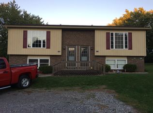 6180 Slocum Rd, Ontario, NY 14519