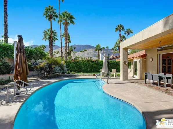 2445 E Santa Ynez Way, Palm Springs, CA 92264