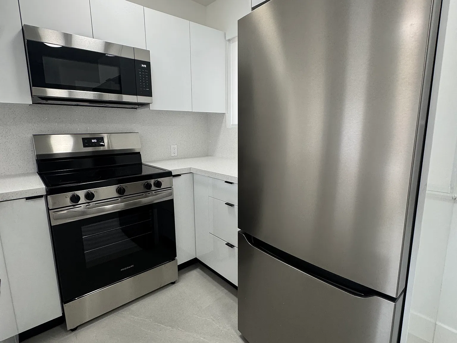 1 bed, 600 sqft, $1,750 — Photo 2
