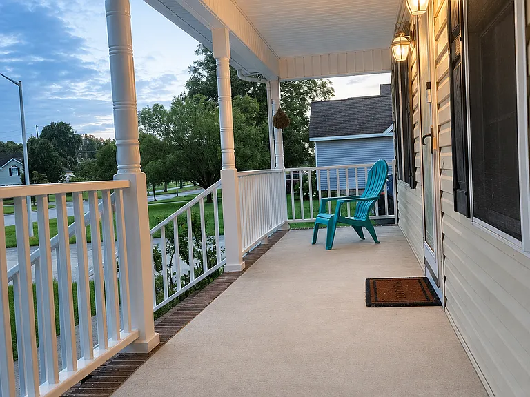 106 Pleasant Dr — Photo 17