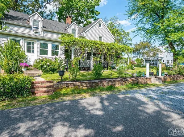 776 Country Rd #523, Whitehouse Station, NJ 08889