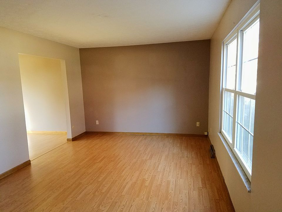 1st image of 3818 Oneida St