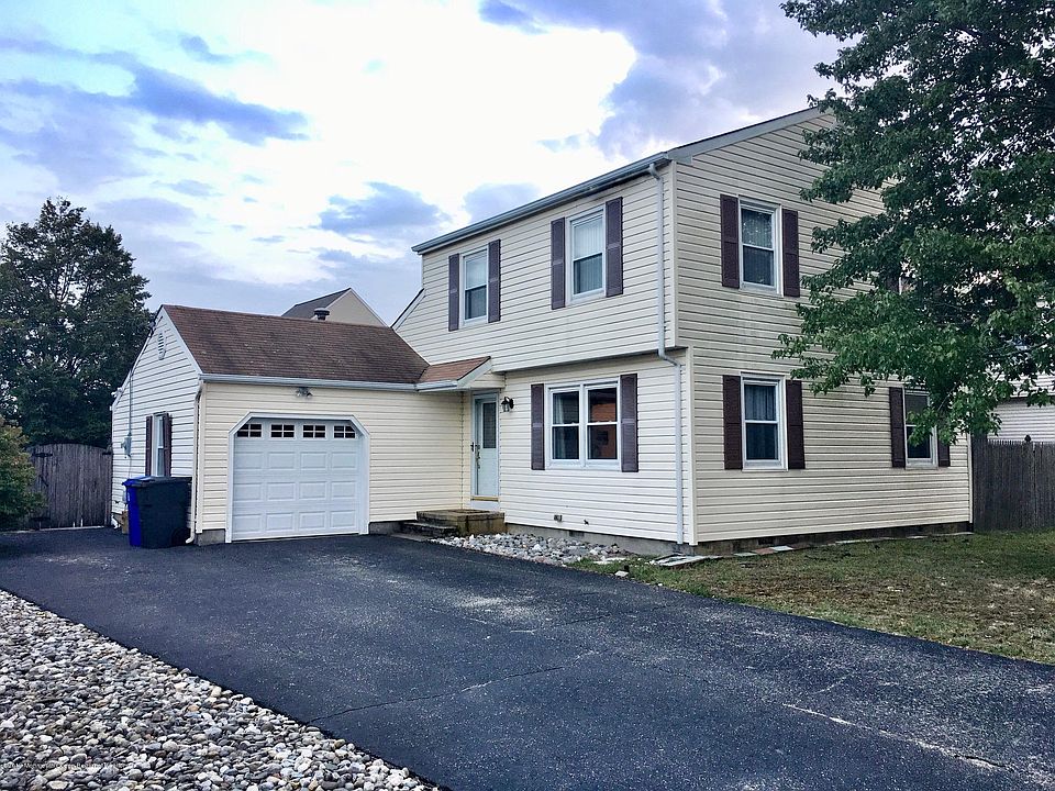 1st image of 298 Jill Ct