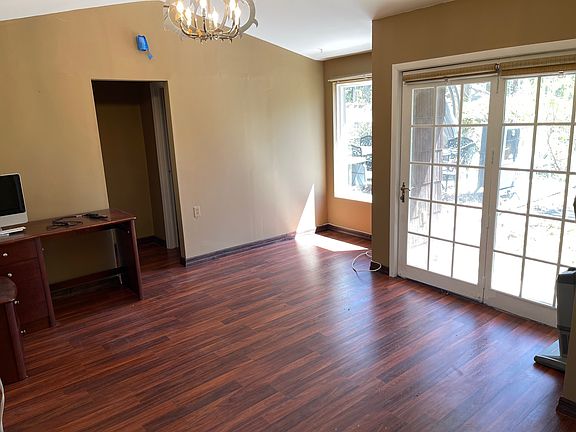 3rd image of 24 Woodland Lane Old