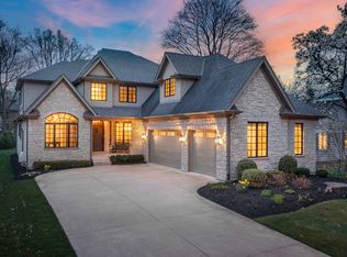 640 N Sleight St, Naperville, IL 60563