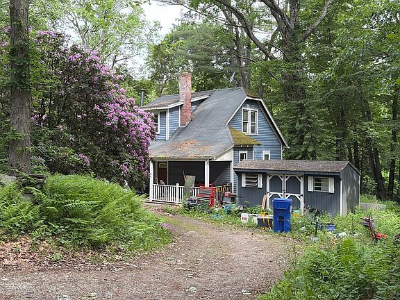 2nd image of 17 E Litchfield Rd S
