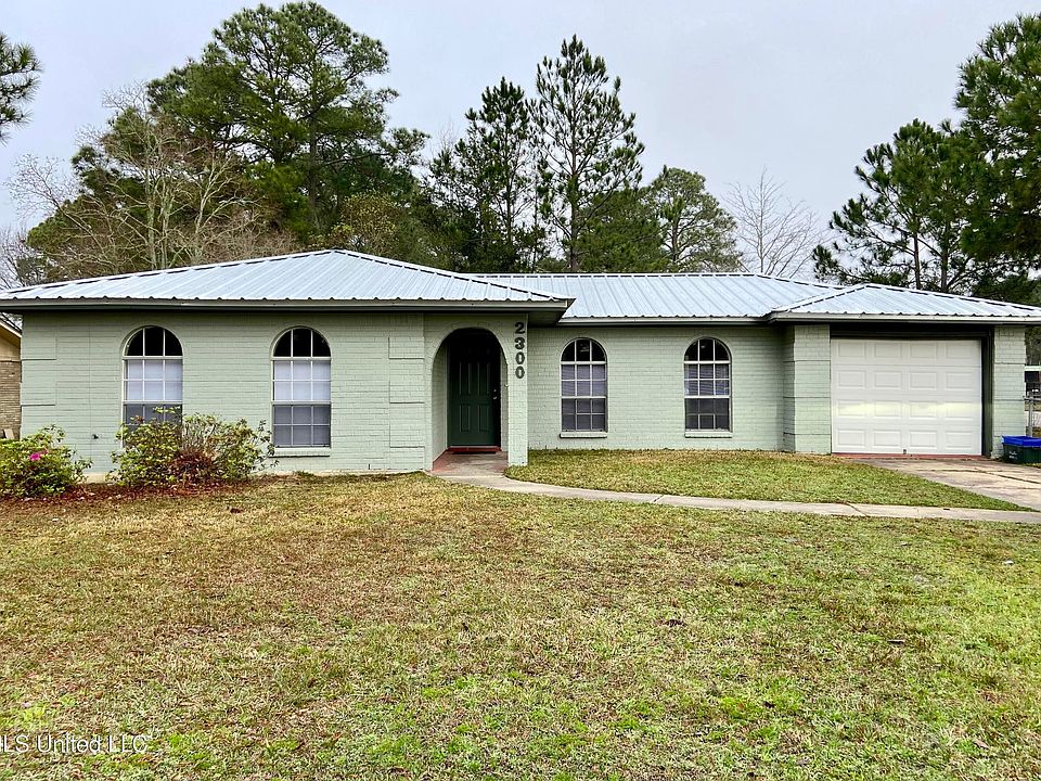 1st image of 2300 Avenido Encanto St