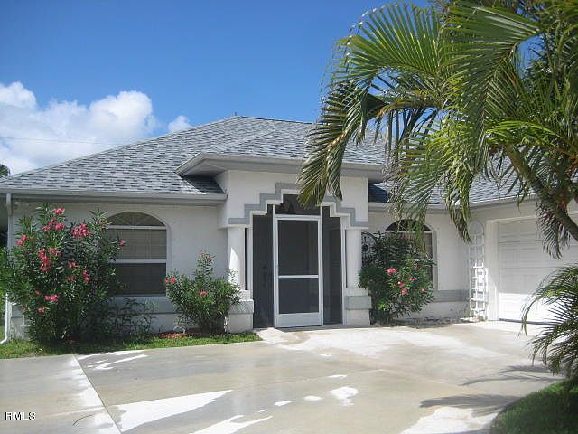 1st image of 1149 SE Cambridge Drive