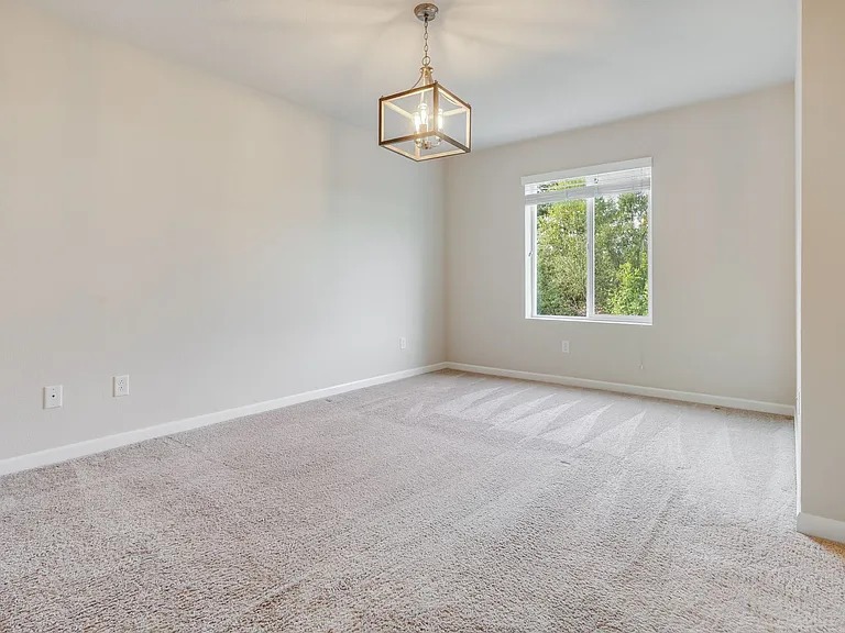 17299 SE Elias Ct — Photo 10