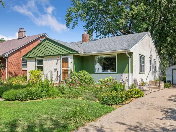 1634 Victoria St N, Saint Paul, MN 55117