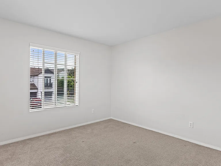 948 Avalon Way — Photo 29