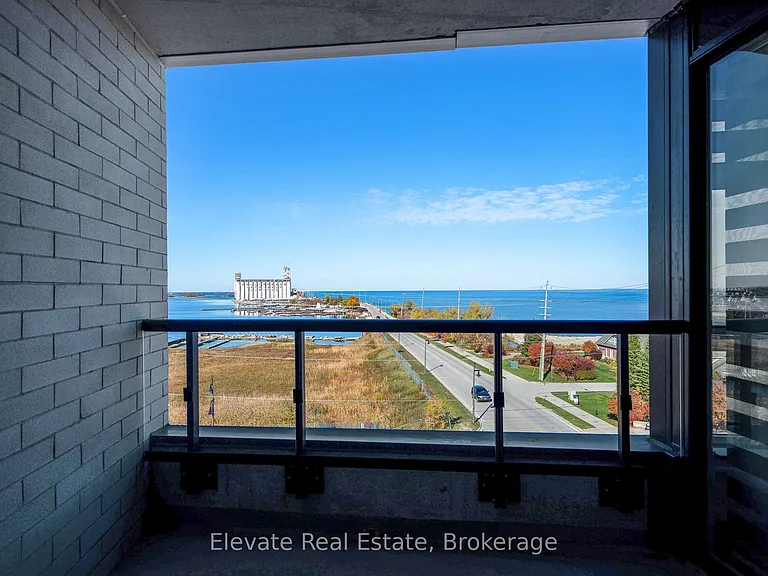 31 Huron St #405 — Photo 8