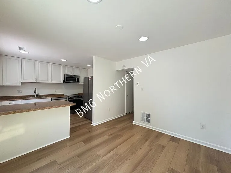 8763 Bretton Woods Dr — Photo 6