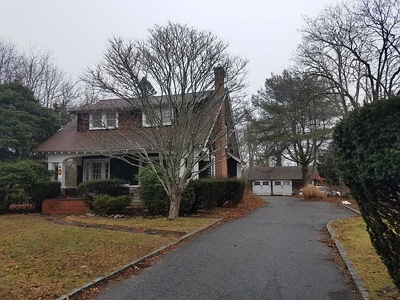 5th image of 30 Woodland Ave