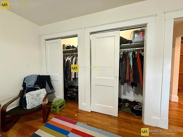 253 Brown St #1 — Photo 4