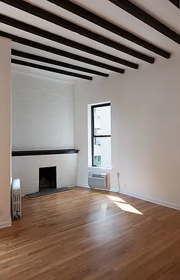Rented by Ina Greenfield, LREB | media 15