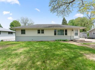 5812 Boone Ave N, New Hope, MN 55428
