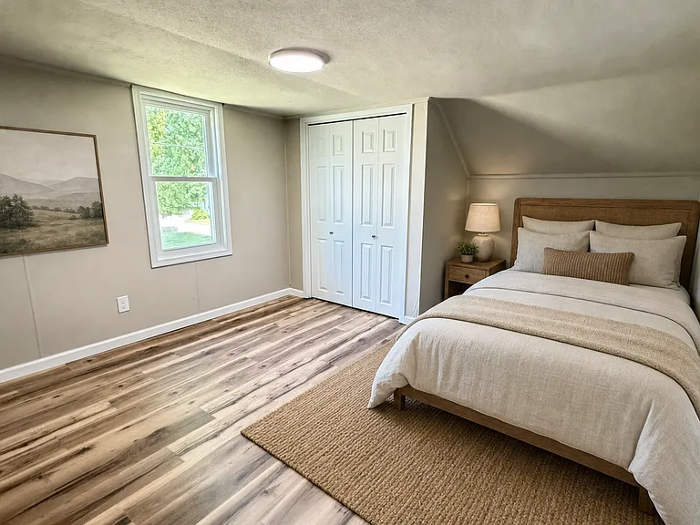 1424 N Bennett St — Photo 14