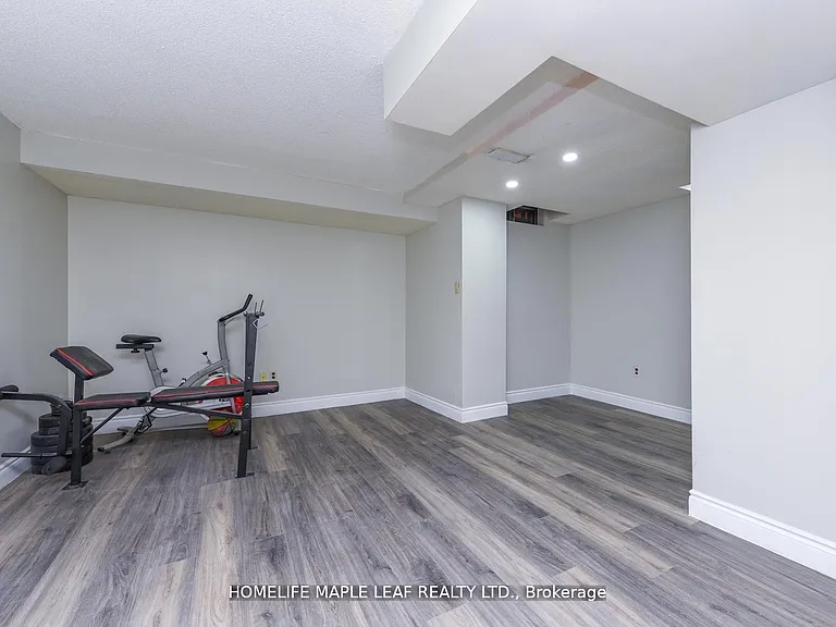 100 Alaskan Summit Ct W — Photo 34