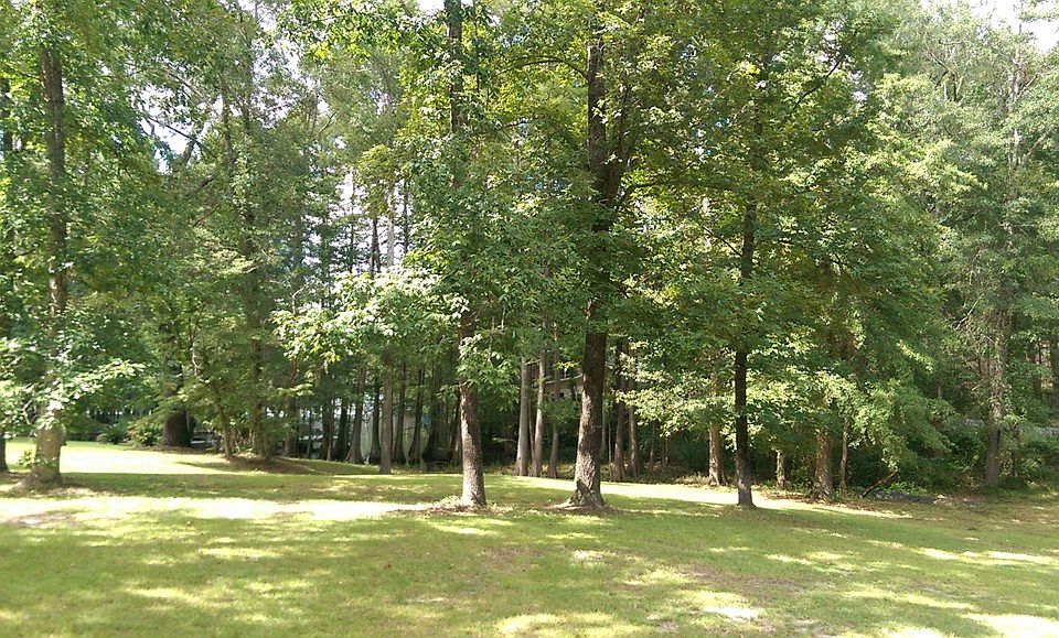 2nd image of 187 Sunset Dr