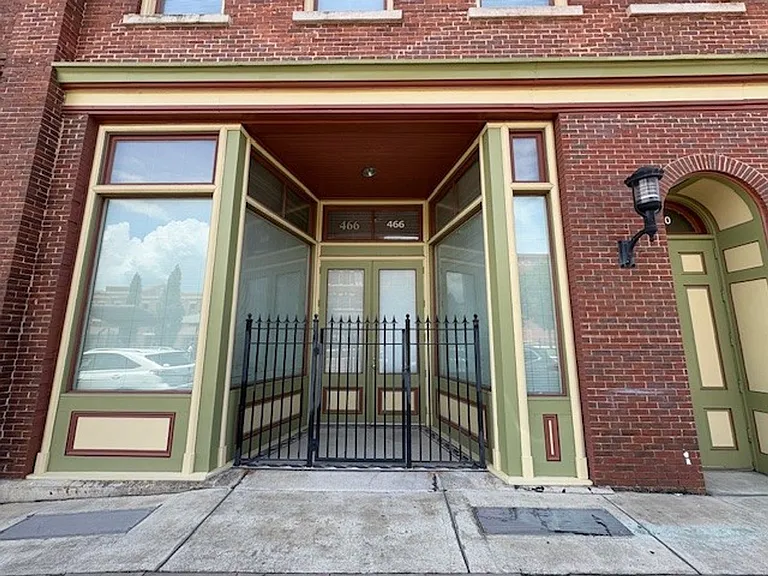 Lofts at Poplar Pointe — Photo 15