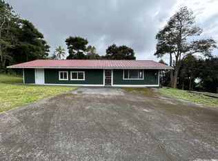 82-6136 Road D, Captain Cook, HI 96704