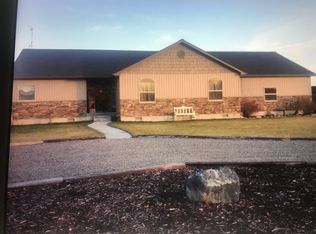 131 S Lavaside Rd, Blackfoot, ID 83221