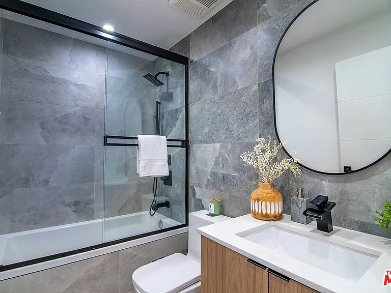 1236 Fairfax Ave #5 — Photo 11