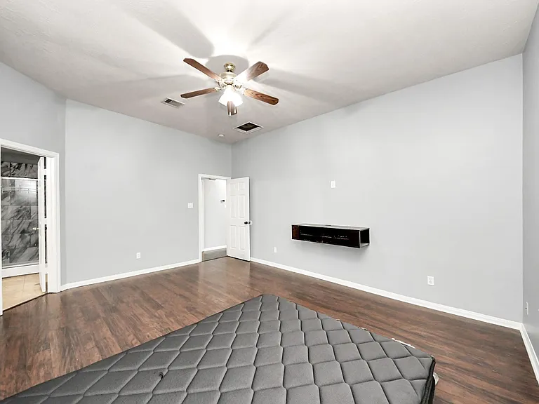 3506 Evergreen Square Trl — Photo 9