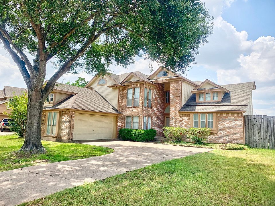 1st image of 14802 Chetland Place Dr #1