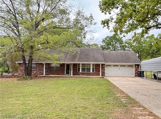 310 Coggins Ave, Poteau, OK 74953