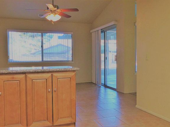 5th image of 1067 E Avenue J7
