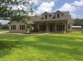 113 Greenbriar Ln, Uvalde, TX 78801