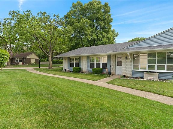 4th image of 7115 Lexington Ln #169