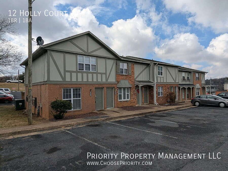 1st image of 12 Holly Ct APT A