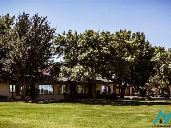 3950 Cottonwood Ln, Roswell, NM 88203