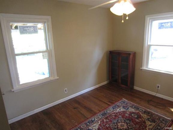 5th image of 10960 Three Court Dr