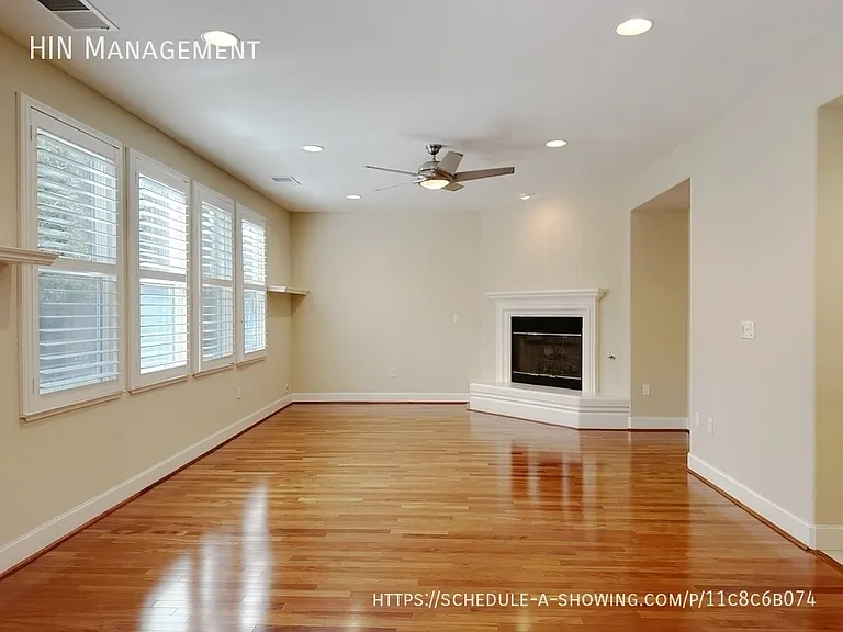 1122 W Lagoon Rd #- — Photo 5